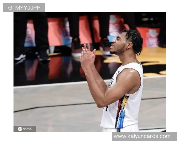 卡梅隆托马斯展现超强实力24投12中贡献33分9助攻成新一代空砍达人